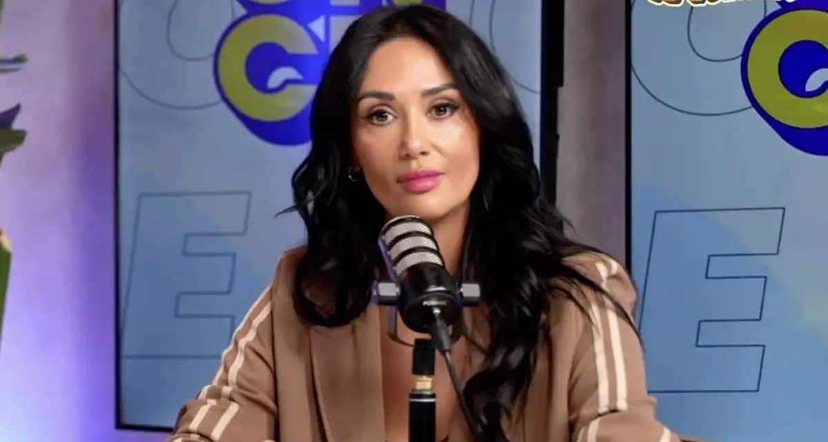 Pamela Díaz durante una transmisión de Once Stream donde recordó un breve vínculo sentimental de su juventud.