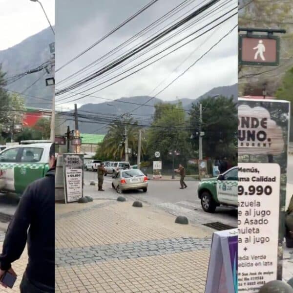 Vehículos de Carabineros junto a un auto detenido en el centro de San José de Maipo, tras la fallida fuga de un conductor que evadió un control policial.