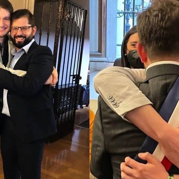 Tomás Boric junto a su pareja en una fotografía compartida en redes sociales durante un anuncio personal.